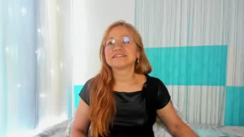 anthonela_mature_ online show from June 30, 2026, 4:52 pm