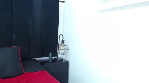 Anthonelaa   online show from March 5, 2025, 1:31 am