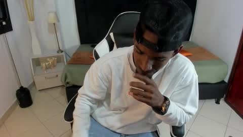       online show from November 8, 2025, 12:44 am