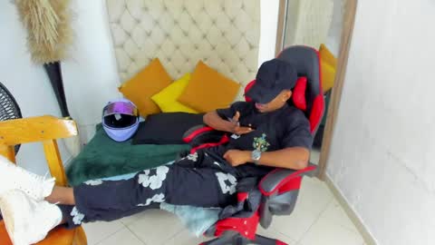       online show from April 7, 2026, 1:06 am