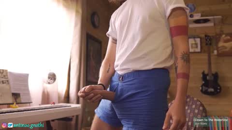 Snapshot of antinoo_gnothi chatting on November 25, 2025, 3:56 pm Antinoo Gnothi online show from November 25, 2025, 3:56 pm