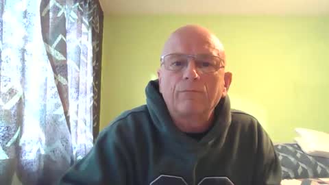 Snapshot of antmatt2025 chatting on November 26, 2025, 9:43 am antmatt2025 online show from November 26, 2025, 9:43 am