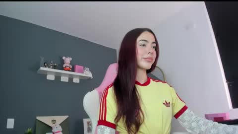 Antonella online show from June 23, 2026, 9:46 pm