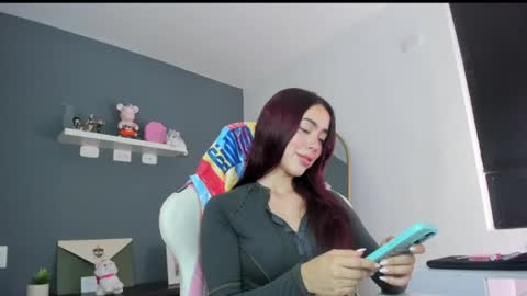 Antonella online show from June 24, 2026, 10:53 pm