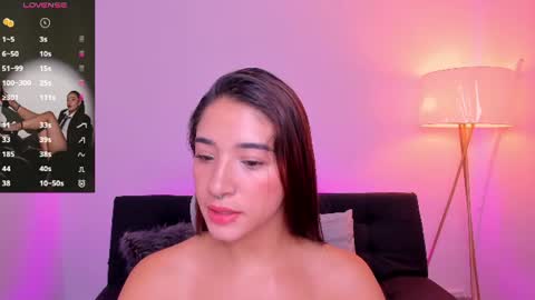  Antonella Grayy  online show from June 25, 2026, 1:26 pm