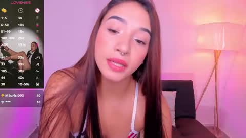  Antonella Grayy  online show from July 5, 2026, 1:29 pm