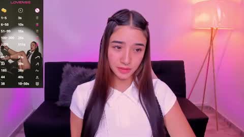  Antonella Grayy  online show from July 27, 2026, 9:11 pm