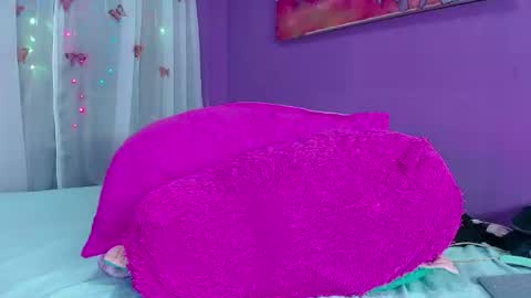 Snapshot of antonella_hotkiss chatting on June 12, 2026, 4:39 pm Antonella online show from June 12, 2026, 4:39 pm