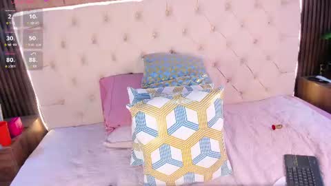 antonella_lucenti online show from July 28, 2026, 9:03 pm