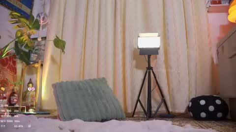 Snapshot of antonella_maitt chatting on June 22, 2026, 3:25 am Nell. online show from June 22, 2026, 3:25 am
