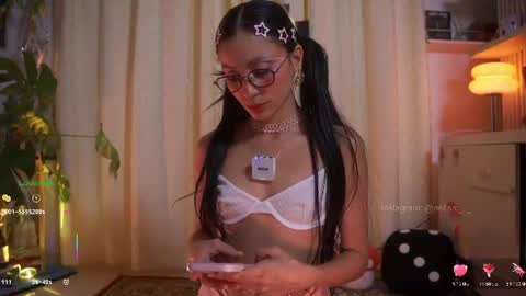Snapshot of antonella_maitt chatting on July 12, 2026, 2:24 am Nell. online show from July 12, 2026, 2:24 am
