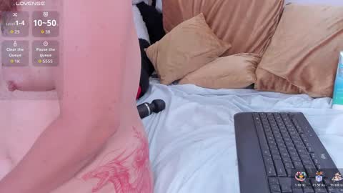 Antonella Moon 7 online show from May 1, 2026, 4:33 pm