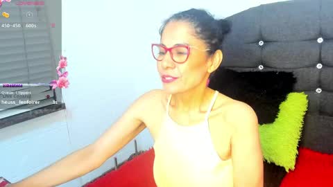 antonella_rizzo01 online show from June 3, 2026, 12:57 am