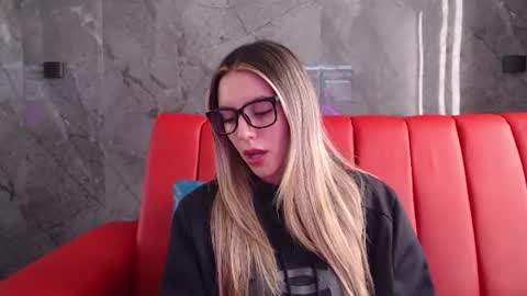 Valentina online show from July 18, 2026, 2:32 pm