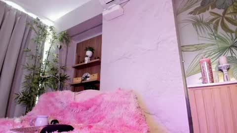 Antonella Rossi online show from June 7, 2026, 8:23 pm