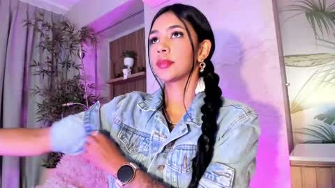 Antonella Rossi online show from June 8, 2026, 1:28 am