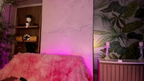 Antonella Rossi online show from June 8, 2026, 7:47 pm