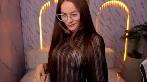 Follow me.. Live 1430 to 2100 online show from May 5, 2026, 12:46 pm