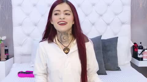 AntonellaEscudero online show from May 10, 2026, 3:55 am