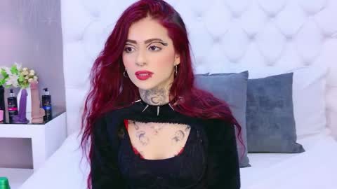AntonellaEscudero online show from June 3, 2026, 12:46 am