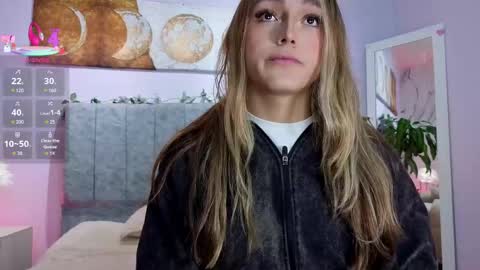 Snapshot of antonellastar24_ chatting on April 29, 2026, 7:42 pm Antonella online show from April 29, 2026, 7:42 pm