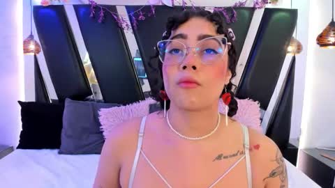 Snapshot of antonellepiercee chatting on February 3, 2026, 11:26 am A N T O N E L L E online show from February 3, 2026, 11:26 am