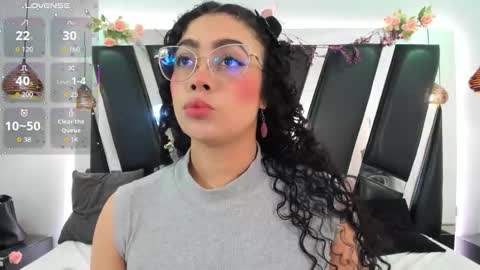 Snapshot of antonellepiercee chatting on February 5, 2026, 11:15 am A N T O N E L L E online show from February 5, 2026, 11:15 am