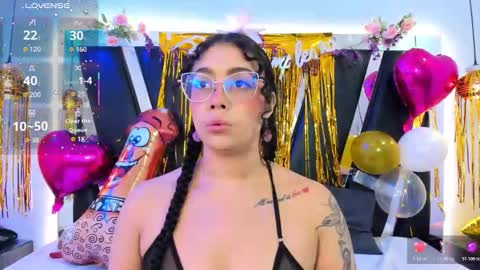 Snapshot of antonellepiercee chatting on February 13, 2026, 11:28 am A N T O N E L L E online show from February 13, 2026, 11:28 am