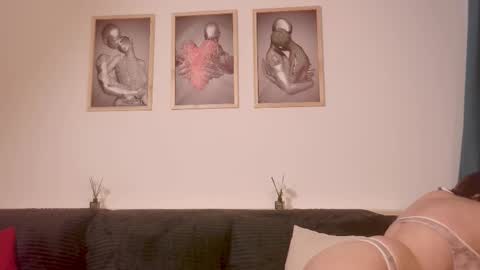 Antonia online show from March 5, 2026, 9:49 am