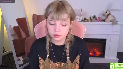 antonia_ferrero online show from October 11, 2025, 9:08 am