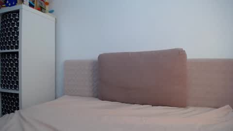 Antonia online show from February 28, 2025, 3:48 pm