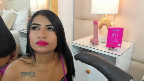 Snapshot of antoniaross chatting on April 11, 2026, 11:58 am Antonia online show from April 11, 2026, 11:58 am