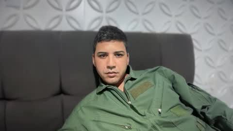 Snapshot of antoniodosul chatting on January 9, 2026, 2:14 am antoniodosul online show from January 9, 2026, 2:14 am