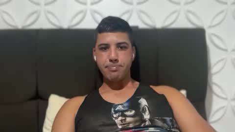 Snapshot of antoniodosul chatting on May 12, 2026, 1:14 am antoniodosul online show from May 12, 2026, 1:14 am