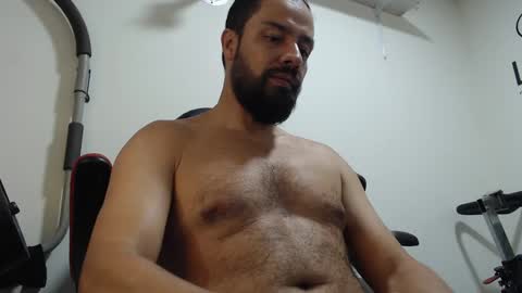 Snapshot of antony_36 chatting on February 26, 2025, 11:26 pm antony online show from February 26, 2025, 11:26 pm