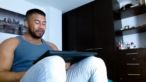 Snapshot of antonydangelo chatting on February 9, 2025, 11:46 pm ANTONY D ANGELO online show from February 9, 2025, 11:46 pm