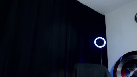 Instagram miguelangel1802  online show from January 17, 2025, 3:55 am