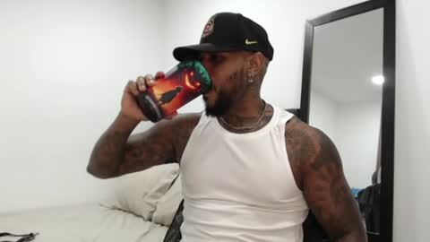 antwanblack11 online show from February 6, 2025, 1:16 am