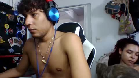 AnuarDHM online show from November 7, 2025, 2:50 pm