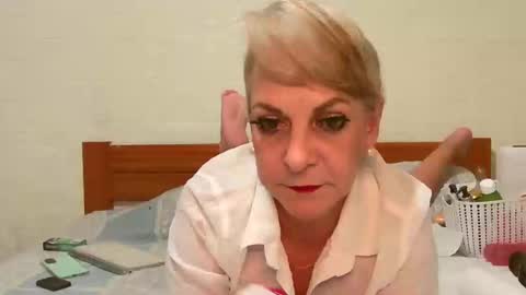 Snapshot of any_cat chatting on January 1, 2025, 7:52 am ANY CAT online show from January 1, 2025, 7:52 am