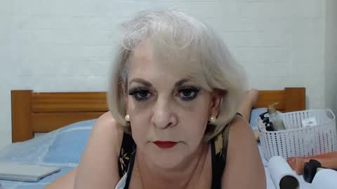 Snapshot of any_cat chatting on October 21, 2025, 9:10 am ANY CAT online show from October 21, 2025, 9:10 am