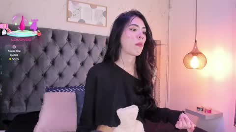 anya_belth online show from February 10, 2026, 8:02 pm