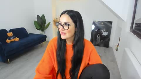 Anya online show from February 5, 2026, 5:45 am