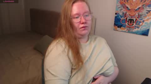 Anya Muna online show from December 17, 2024, 4:21 pm