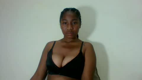 anyah_love online show from July 26, 2026, 7:43 pm