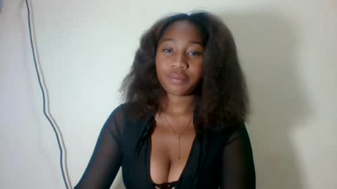 Snapshot of anyah_love chatting on July 31, 2026, 8:03 am anyah_love online show from July 31, 2026, 8:03 am