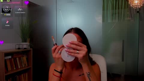 Snapshot of anyarayne chatting on March 4, 2025, 5:21 am Anya online show from March 4, 2025, 5:21 am