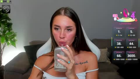 Snapshot of anyarayne chatting on October 7, 2025, 11:51 am Anya online show from October 7, 2025, 11:51 am