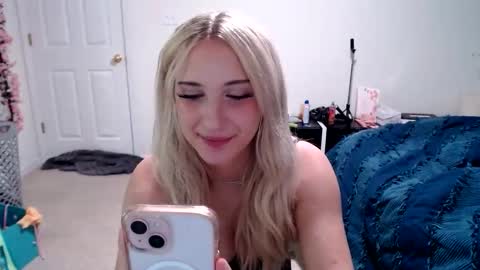 Anya online show from June 10, 2026, 2:23 am