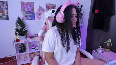 Any online show from December 11, 2024, 4:18 am